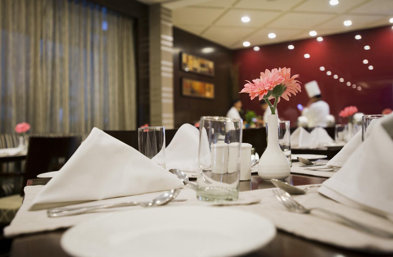 The Manor Bareilly By Leisure Hotels Ngoại thất bức ảnh