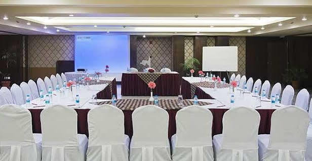 The Manor Bareilly By Leisure Hotels Ngoại thất bức ảnh